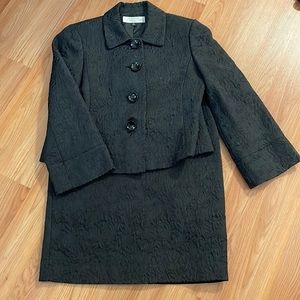 Woman’s Tahari Skirt Suit